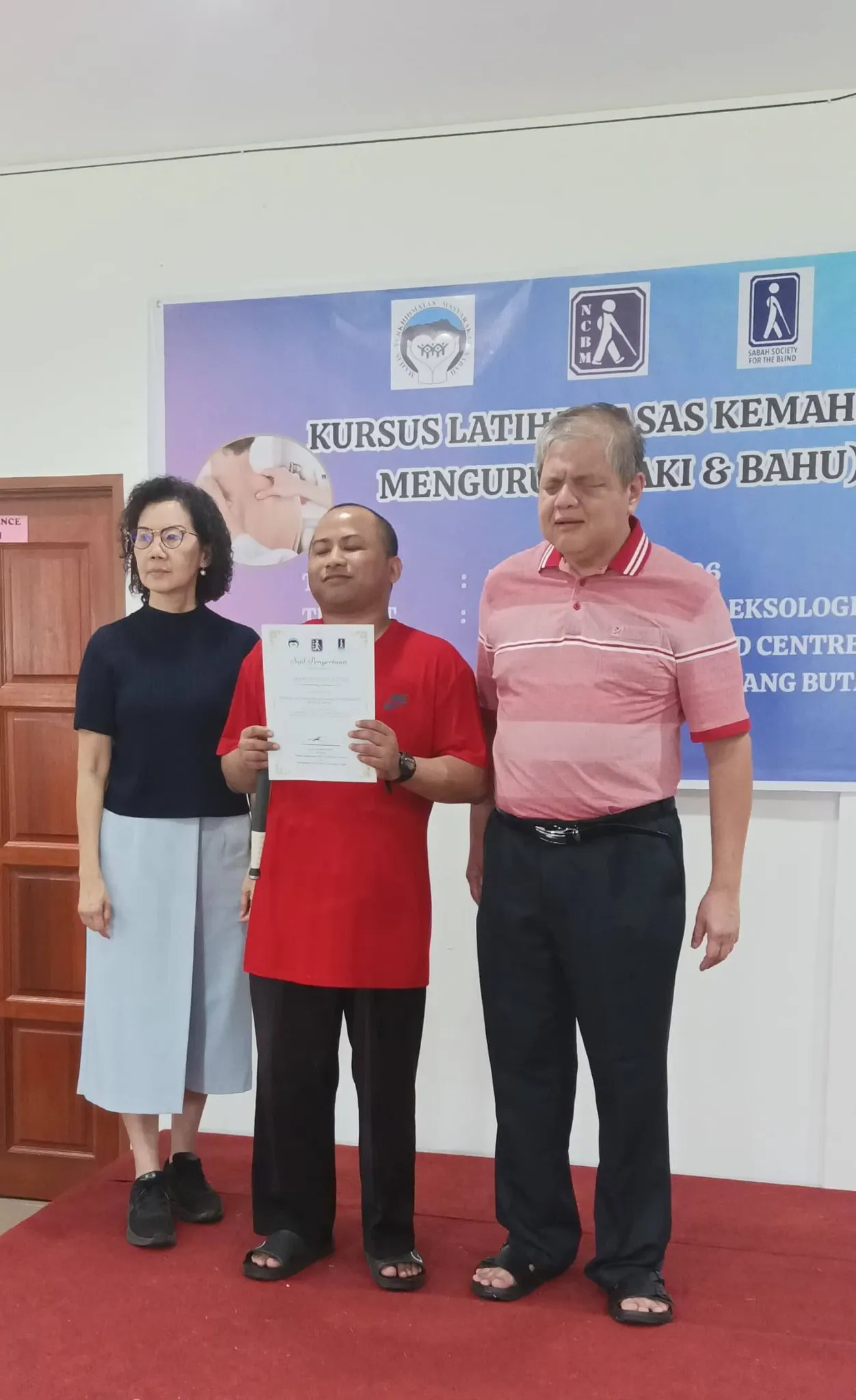 Stories From the Blind Community